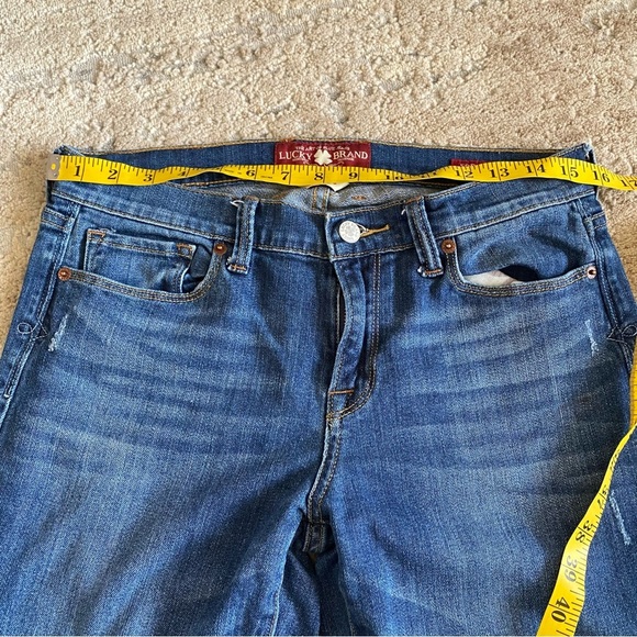 Lucky Brand Jeans Sofia Straight Leg Medium Wash Mid Rise: 10/30 Long Inseam - Picture 9 of 11